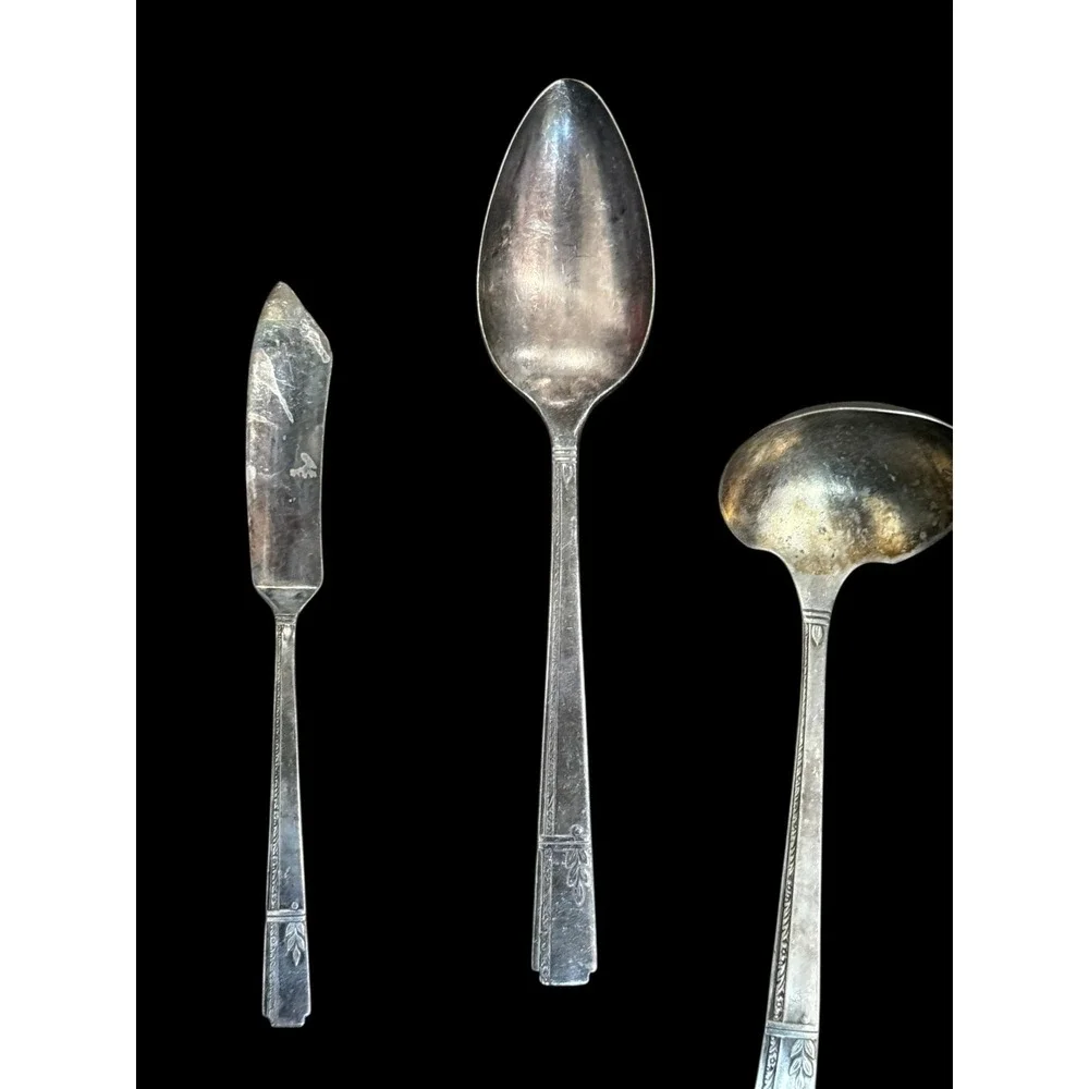 Vintage Oneida Grenoble‎ Prestige Silverplate Flatware Set 28 Pc 1938 Heirloom